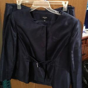 Navy Jones Wear Skirt Suit